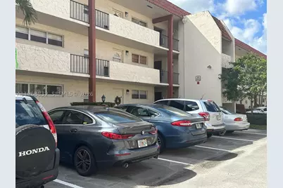 8960 S Hollybrook #109, Pembroke Pines, FL 33025 - Photo 1