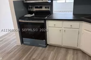 1400 NE 191st, Miami, FL 33179 - Photo 4