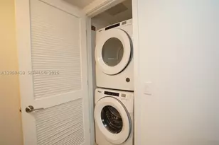 601 NE 1st, Miami, FL 33132 - Photo 16