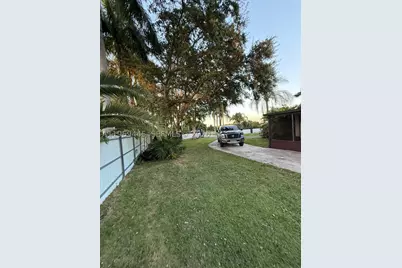 15750 SW 216th, Miami, FL 33170 - Photo 4