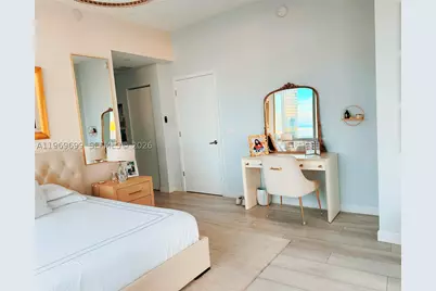 851 NE 1st #2212, Miami, FL 33132 - Photo 24