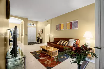 10620 NW 56th, Coral Springs, FL 33076 - Photo 8