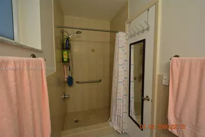 890 E 38th, Hialeah, FL 33013 - Photo 32