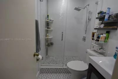890 E 38th, Hialeah, FL 33013 - Photo 12