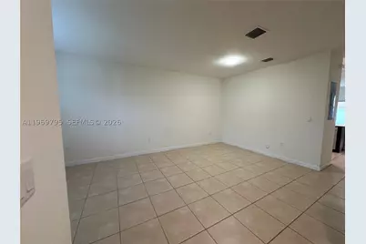 9374 W 32nd, Hialeah, FL 33018 - Photo 34