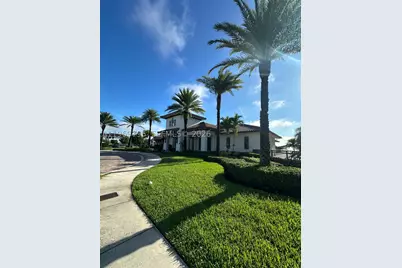 9374 W 32nd, Hialeah, FL 33018 - Photo 40