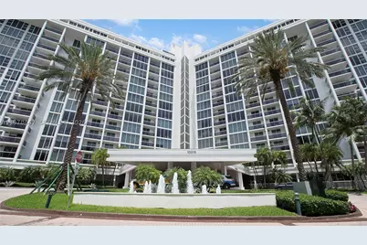 10275 Collins #PH 1505, Bal Harbour, FL 33154 - Photo 2
