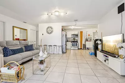 6402 NW 8th, Miami, FL 33150 - Photo 8