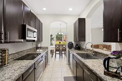 6959 Julia Gardens, Coconut Creek, FL 33073 - Photo 12