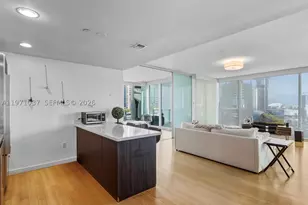 1040 Biscayne, Miami, FL 33132 - Photo 10