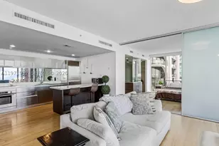 1040 Biscayne, Miami, FL 33132 - Photo 4