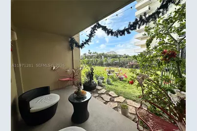 301 Golden Isles #114, Hallandale Beach, FL 33009 - Photo 18