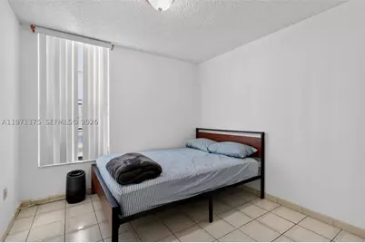 9678 Fontainebleau #411, Miami, FL 33172 - Photo 16