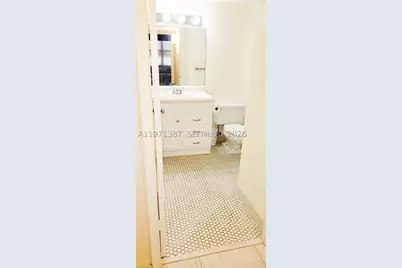 18151 NE 31st #906, Aventura, FL 33160 - Photo 16