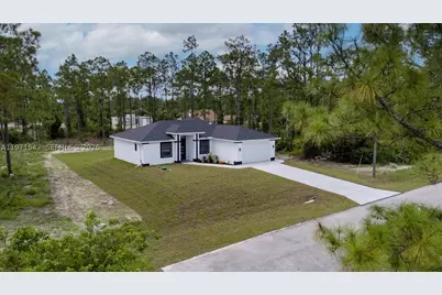 1201 Johns, Cape Coral, FL 33909 - Photo 2