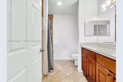 21 SE 3rd, Hallandale Beach, FL 33009 - Photo 14