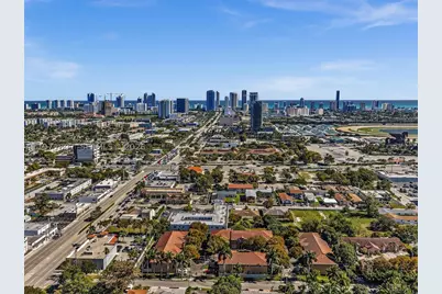 21 SE 3rd, Hallandale Beach, FL 33009 - Photo 28