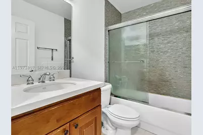 21 SE 3rd, Hallandale Beach, FL 33009 - Photo 18