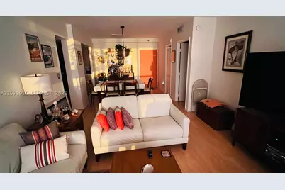 5600 Collins #7Y, Miami Beach, FL 33140 - Photo 14