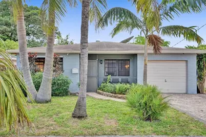 208 SW 2nd, Hallandale Beach, FL 33009 - Photo 2