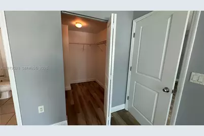 1250 S Miami #1012, Miami, FL 33130 - Photo 12
