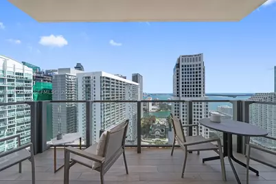 68 SE 6th #3209, Miami, FL 33131 - Photo 2