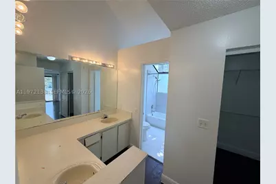 1818 Racquet, North Lauderdale, FL 33068 - Photo 14
