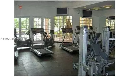 [Address not provided], Oakland Park, FL 33309 - Photo 10