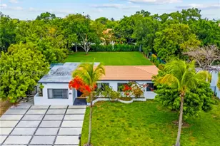 2421 NE 187th, Miami, FL 33180 - Photo 36