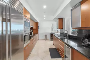 1331 Brickell Bay, Miami, FL 33131 - Photo 10