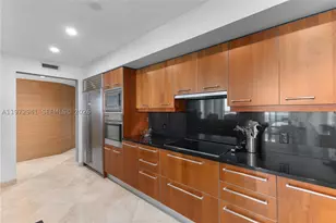 1331 Brickell Bay, Miami, FL 33131 - Photo 14