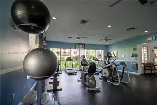 151 SW 117th, Pembroke Pines, FL 33025 - Photo 36