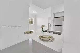 151 SW 117th, Pembroke Pines, FL 33025 - Photo 20