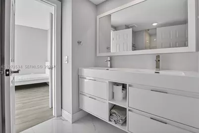 3370 Hidden Bay #1501, Aventura, FL 33180 - Photo 32