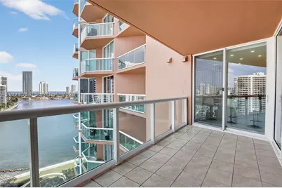 3370 Hidden Bay #1501, Aventura, FL 33180 - Photo 4