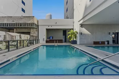 229 SW 9th #407, Miami, FL 33130 - Photo 4