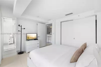 6801 Collins #LPH06 Doorlph14, Miami Beach, FL 33141 - Photo 24