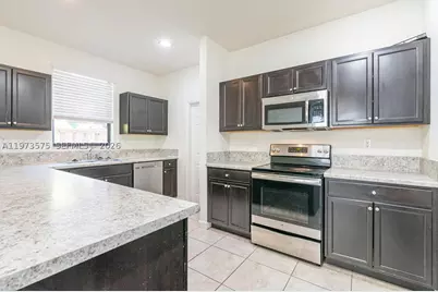 516 SE 35th, Homestead, FL 33033 - Photo 2