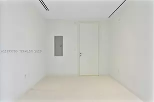 300 Biscayne Blvd, Miami, FL 33131 - Photo 32