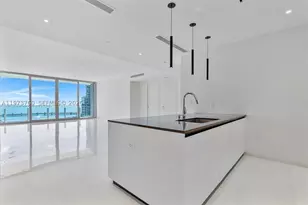 300 Biscayne Blvd, Miami, FL 33131 - Photo 34