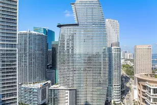 300 Biscayne Blvd, Miami, FL 33131 - Photo 2