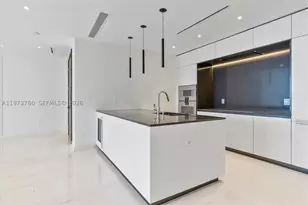300 Biscayne Blvd, Miami, FL 33131 - Photo 26