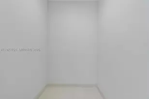 300 Biscayne Blvd, Miami, FL 33131 - Photo 54