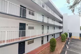 447 NE 195th, Miami, FL 33179 - Photo 6