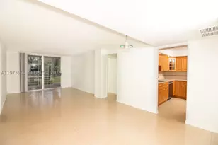 447 NE 195th, Miami, FL 33179 - Photo 18
