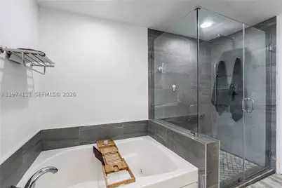 50 Biscayne #3106, Miami, FL 33132 - Photo 12