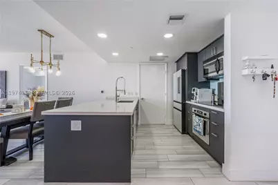50 Biscayne #3106, Miami, FL 33132 - Photo 32