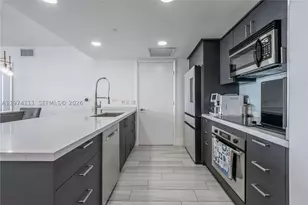50 Biscayne, Miami, FL 33132 - Photo 26