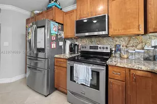 12689 NW 10th, Miami, FL 33182 - Photo 10