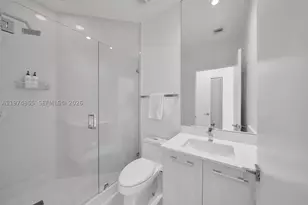 55 SW 9th, Miami, FL 33130 - Photo 32